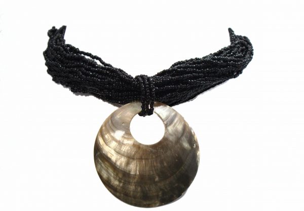 Collar de Shakira con Concha