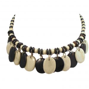 Collar blanco y negro