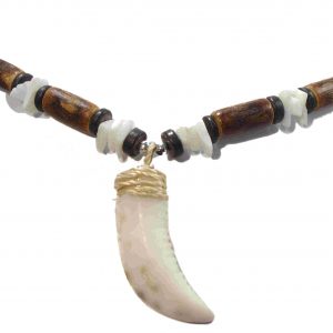 Collar de Colmillo