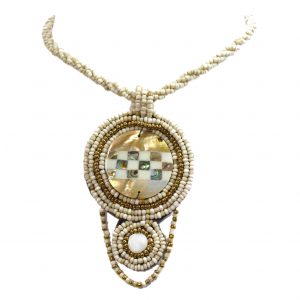 Collar de Shakira trenzado con pendiente